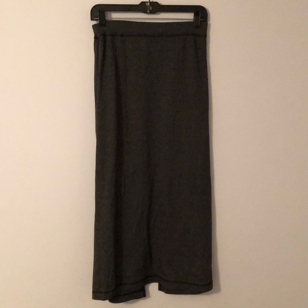 Dark Grey/Black Skirt 26/28